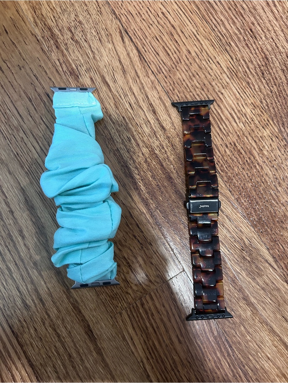 Apple Watch Accessory Bands - Aqua Fabric Scrunchie & Tortoiseshell Link Band